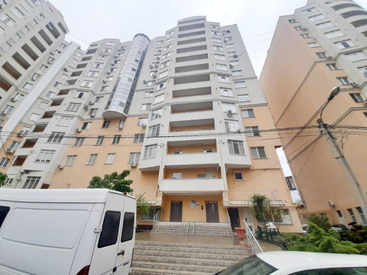 Bright Central Apartment 키시나우 외부 사진